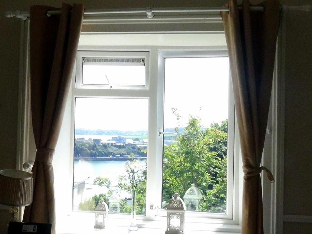Robin Hill House Heritage Guest House Cobh Exterior foto